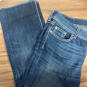 BKE Blue Ankle Cropped Jeans with Subtle Fading